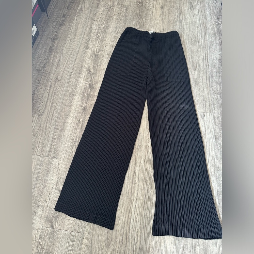 Issey Miyake Black Classic Pleated Trousers NWOT